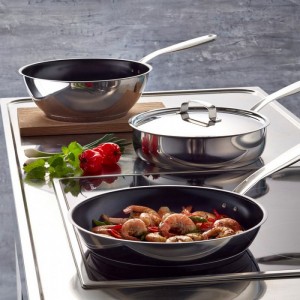 Tigaie inox Fiskars All Steel+, 28 cm, optimizata pentru inductie